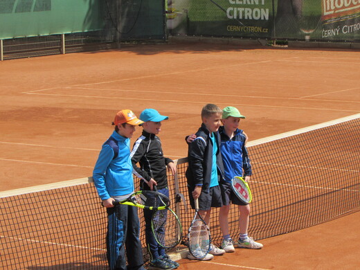 2016 ml.žáci v Uničově A.Pelc, O.Němec, M.Kříbala a M.Dem